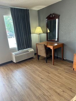 Standard Room, 1 King Bed, Non Smoking
