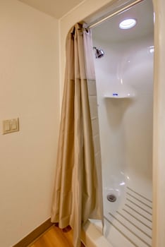 Standard Room, 2 Double Beds, Non Smoking