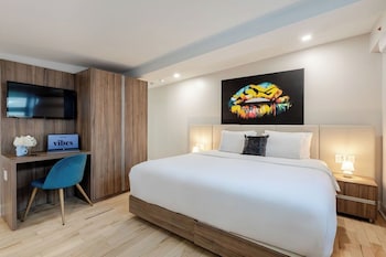 Deluxe Room, Multiple Beds