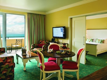 Superior Luxury Suite