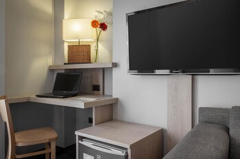 Junior Double Room
