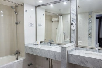 Superior Room, 1 King Bed, Connecting Rooms