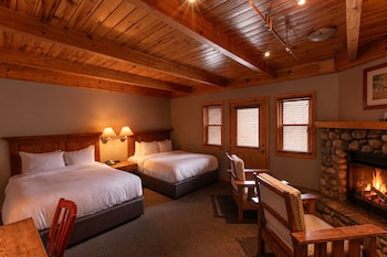 Premier Room, 2 Queen Beds (Premier)
