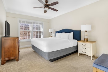 1 Bedroom King or Queen Griffith Suite