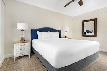 1 Bedroom King or Queen Griffith Suite