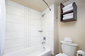 Suite, 2 Queen Beds