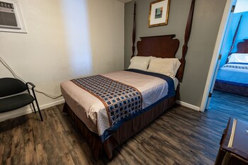 Standard Triple Room, Multiple Beds, Non Smoking