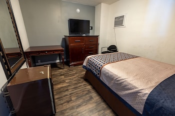 Standard Triple Room, Multiple Beds, Non Smoking