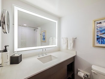 Junior Suite, 1 King Bed with Sofa bed