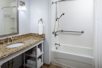 Standard Room, 1 King Bed, Accessible, Balcony