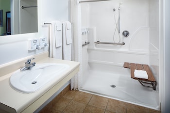 Standard Room, 1 King Bed, Accessible, Balcony