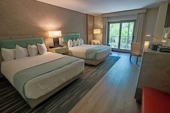 Room, 2 Queen Beds (Lodge and Spa Lake Side)