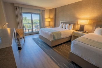 Room, 2 Queen Beds (Lodge and Spa Woodland Side)