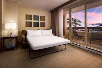 Junior Room (Slopeside View)