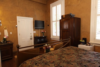 Room, 1 King Bed, Jetted Tub (Lady Helen's Room)