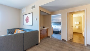 Executive Studio Suite, 1 Bedroom, Accessible Bathtub