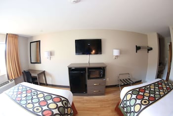 Room, 2 Queen Beds, Non Smoking