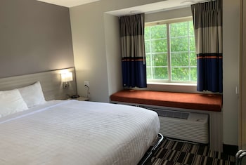 Deluxe Room, 1 King Bed, Non Smoking