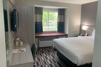 Room, 1 Queen Bed, Non Smoking