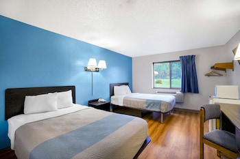 Deluxe Room, 2 Double Beds, Smoking, Refrigerator & Microwave
