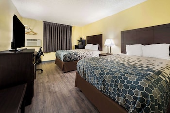 Standard Room, 2 Double Beds, Non Smoking