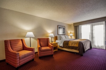 Suite, 1 King Bed, Non Smoking, Kitchen