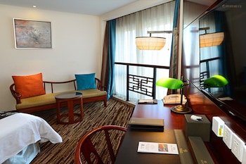 Business King Room
