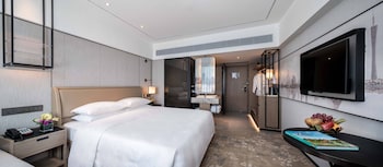 Landmark Deluxe City View Double Room