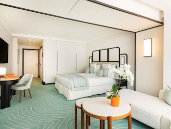 Junior Suite, City View
