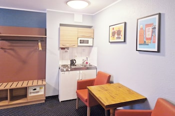 Suite, 1 Bedroom (with Kitchen Area)
