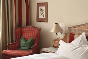 Standard Single Room, 1 Queen Bed