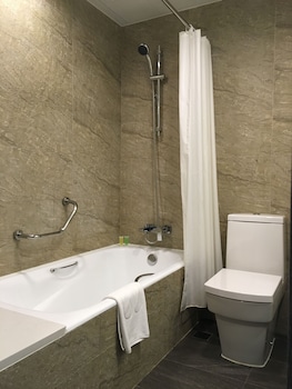 Premier Plus Twin