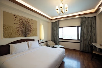 Deluxe Room, 1 King Bed