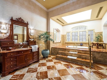 Presidential Suite, 1 King Bed