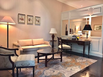 Heritage Suite Twin Bed