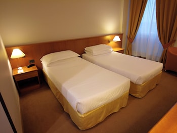 Standard Room, 2 Twin Beds