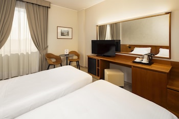 Standard Room, 1 King Bed (1 Extra Bed)