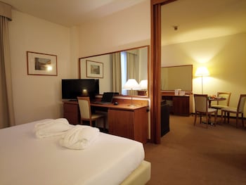 Suite, 1 King Bed