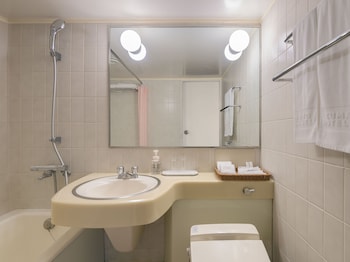Moderate Twin Room with City View Non Smoking