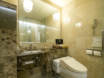 Executive Twin Room with Castle View Non Smoking