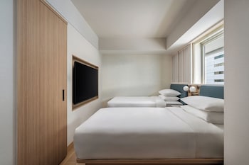 Club Room, 2 Twin Beds, Non Smoking