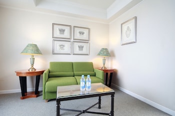 [Non-Smoking] Deluxe Twin Room (For 2 People)