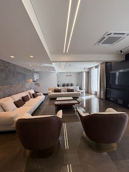 Presidential Suite