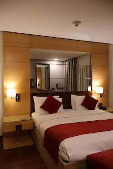Classic Room Resort View King Bed