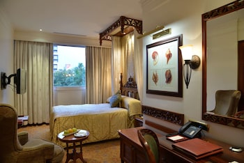 Studio, 1 Twin Bed