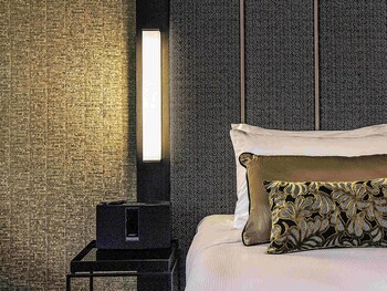Deluxe Room, 1 King Bed