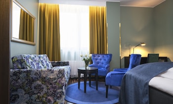 Family Room, 2 Twin Beds, Non Smoking (Standard)