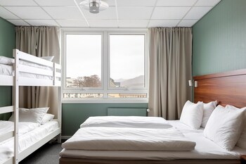 Family Room, Multiple Beds, Non Smoking