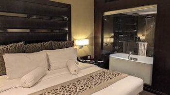 Executive Suite, 1 King Bed