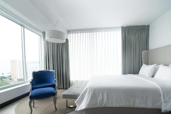 Premium Room, 1 Queen Bed, Non Smoking